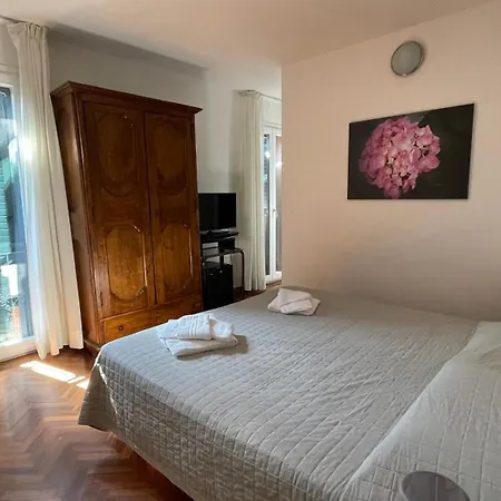 Ai Giardini Di San Vitale Nocleg ze śniadaniem