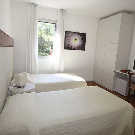 Ai Giardini Di San Vitale Bed and breakfast 4*