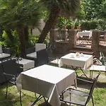 Ai Giardini Di San Vitale Bed and breakfast 4*