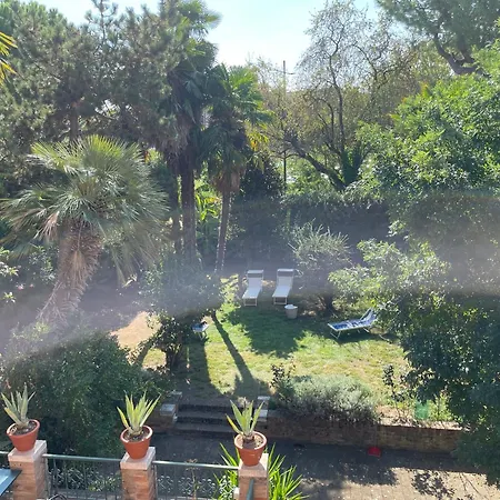 B&B Ai Giardini Di San Vitale 3*