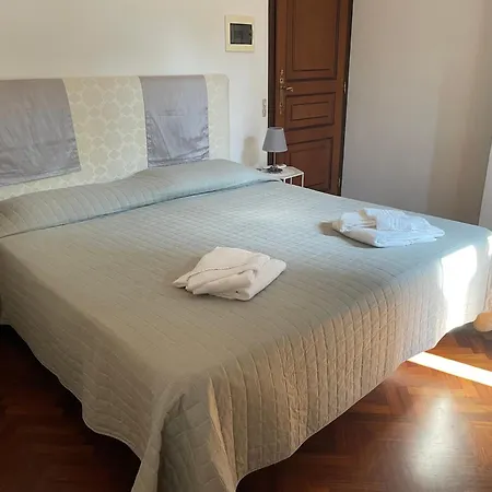 Ai Giardini Di San Vitale B&B