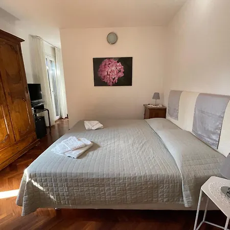 Ai Giardini Di San Vitale B&B 라벤나