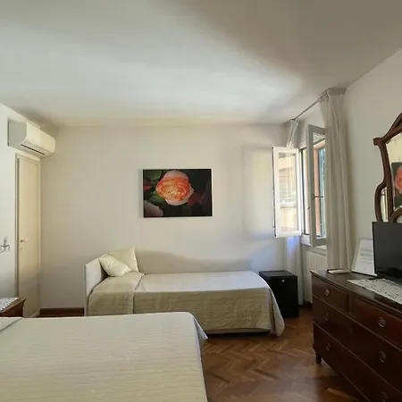 Ai Giardini Di San Vitale B&B