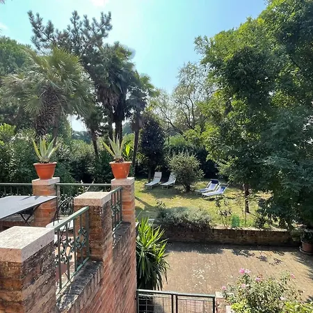 Ai Giardini Di San Vitale 3*