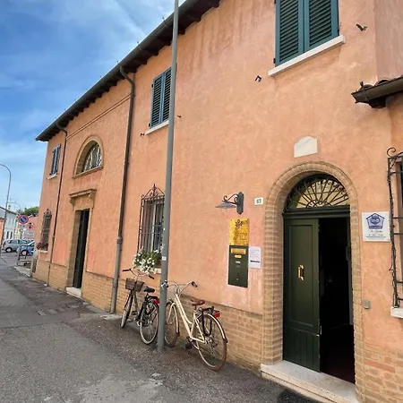 Ai Giardini Di San Vitale 라벤나