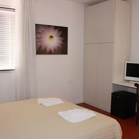 Ai Giardini Di San Vitale Bed & Breakfast 4*