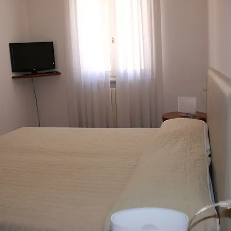 Ai Giardini Di San Vitale 4*