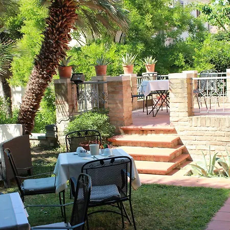 Ai Giardini Di San Vitale 4*