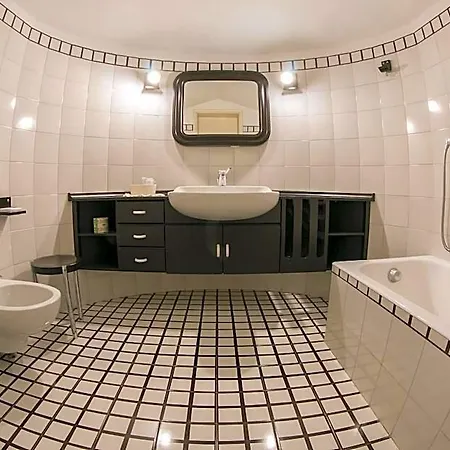 Bed and breakfast Ai Giardini Di San Vitale 4*