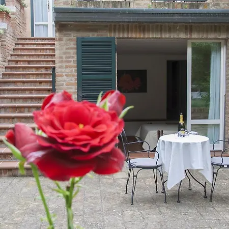 Ai Giardini Di San Vitale