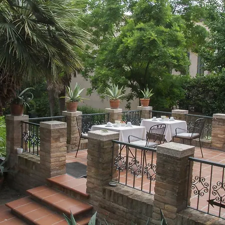 B&B Ai Giardini Di San Vitale 라벤나