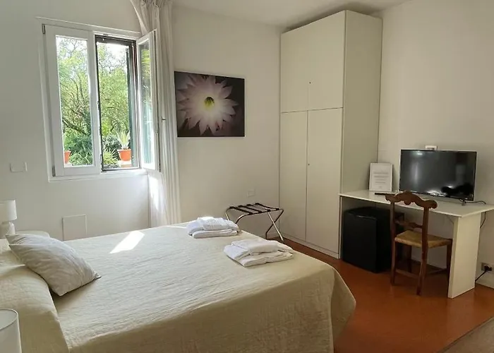 住宿加早餐酒店 爱吉阿蒂尼蒂圣维塔勒酒店 拉文纳