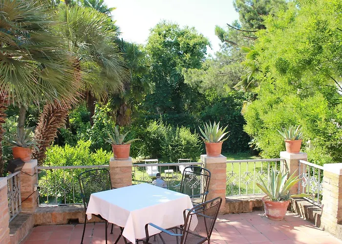 爱吉阿蒂尼蒂圣维塔勒酒店 住宿加早餐酒店